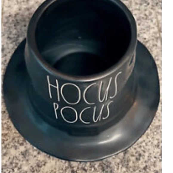 SOLD OUT ELSEWHERE - Picture 3 of 6